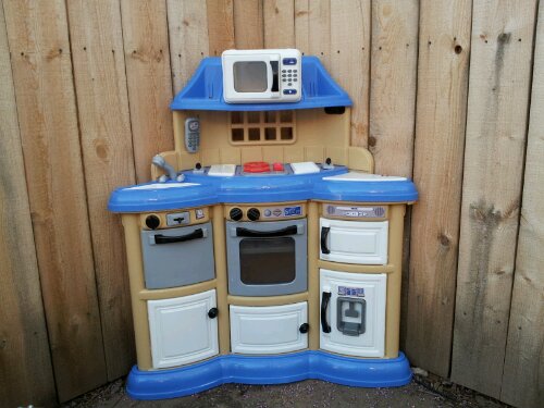 20120326_080936.jpg Toy Kitchen